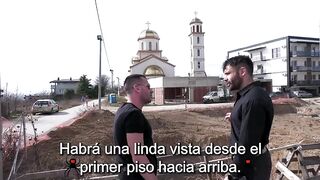 Dos chicas son penetradas por ambos huecos en un casting porno