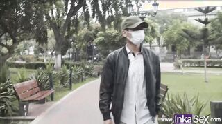 Chico me encuentra en la calle y me viola