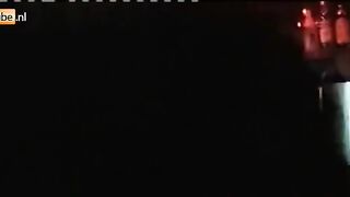 Europeos de fiesta y sexo en grupo