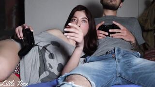 My friend's girlfriend sucks my cock to win me in FIFA (ANAL)