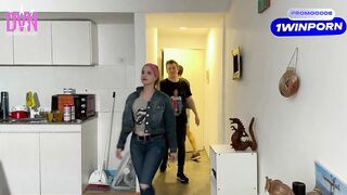 Rocker girl fucked VERY HARD in a DOUBLE PENETRATION outside the BAR