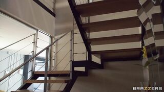 esposa infiel follada en un aprieto 2 video