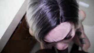 Interracial en baño público. TRANSEXUAL. Gia Itzel