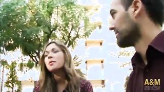 Desconocidos hacen oferta de trabajo a mujer casada y la follan delante del marido. Español