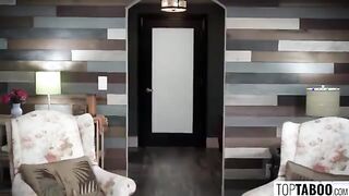 Tu esposa no te la chupa así de rico. Subtitulado Español