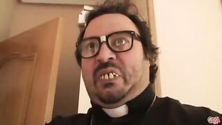 Torbe Puta locura Padre Damián. Jovencita sexo anal