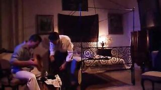 Trío entre hermanastro doble penetración. Español