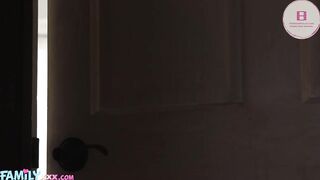 Shay Sights - La madrastra Shay está encantada con lo grande que es, Sub Esp