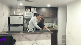 Mi esposa me sorprende español