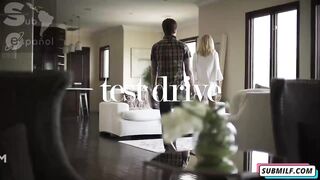 Mona Wales - Prueba de conducción con la suegra Sub Esp