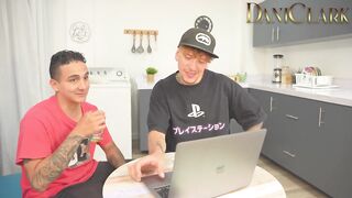 mi amigo me presenta a su mamá y terminamos follando