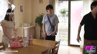 JUQ-621 - Tsukino Yurine - Encuentros intensos con el amigo de mi hijo.