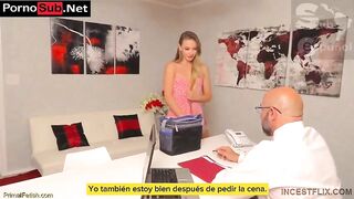 Naomi Swann - Aprovechando al máximo el trabajo de su hijastra Sub Esp