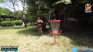 Sexo publico en el Campo de Frisby Sub español