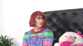 Chucky el muñeco diabólico visita a la hija latina. Parte 1