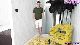 Yo soy el consolador de mi madrastra sub  - Nelly Kent