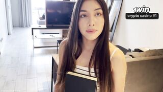 Se me Cae La Toalla Frente a Una Predicadora De Dios y Descubre Mi Ereccion tina