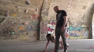 Valentina Blanco orgía anal en el bar