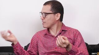 Latina Kathy Lee primer anal hijastro