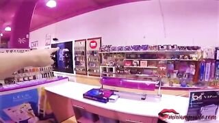 Española Miriam Prado sexo en el sexshop