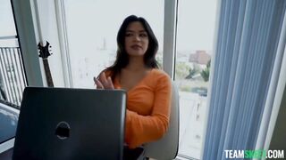 Scarlett Alexis - Se divorció de mi madre para follar conmigo sub esp