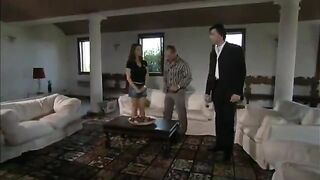 El diario de una secretaría de hermosos pechos