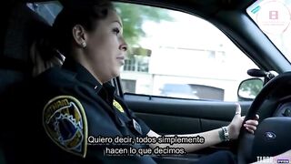 Teniente Brooks con Nikki Brooks ...subt