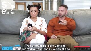 Sasha Tatcha - Sorprendí a mi padrastro masturbándose y tuve que hacer algo al respecto Sub Esp