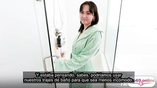 Diversión en la Ducha. Báñame con tu Corrida Papi - sub español