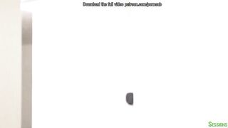 Liz jordan es azotado por su jefe Sub Español