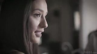 Hijastra se enamora de su padrastro y se le roba a la mamá.