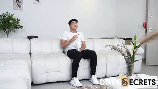 KATHY LEE- VEMOS UNA PELÍCULA Y LE SACO LA LECHE A MI HIJO A ESCONDIDAS DE MI ESPOSO