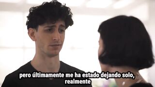 Olive Glass - Protegiendo a mamá, sub español