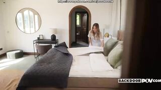 El deber de una criada Sub Español