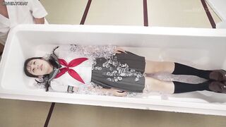 English Subbed Oedo 'Onna Minato' Market  Sneak Into Japan's Largest Auction Market Specialising In