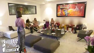 Grinch vs. Wonder Woman