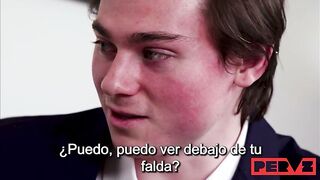 A la universitaria Hazel Moore le llenan la cara de semen