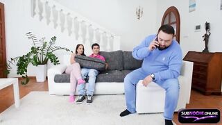 Pijamas Hechos Para Romper Con Jordi El Niño Polla, Jennifer Mendez