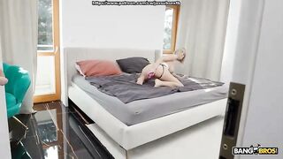 Candy Layla- practica anal con su padrastro Sub Español