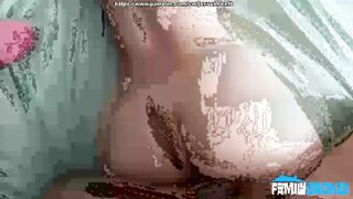 Lucky xxx Kay No necesitas tus manos hijo mio, mamá puede cuidar de tu polla Sub Esp