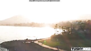 Anastasia Cherry: - Chica surfista tiene una apasionada aventura anal Sub Español