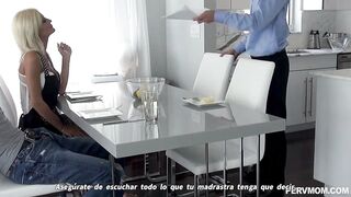 Olivia Blue No Hay nada que discutir, cuando tu Papá se marche te follaras a tu Madrastra Sub