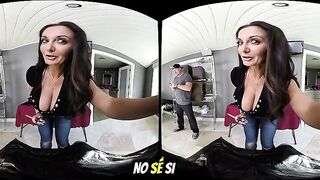 Ava Addams - Poniéndome en forma gracias a la mamá tetona de mis amigos.