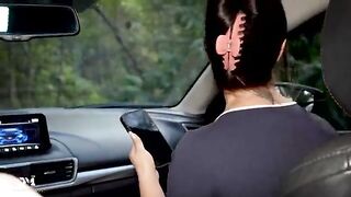 Colombiana perdida en el bosque pide sexo sin condón
