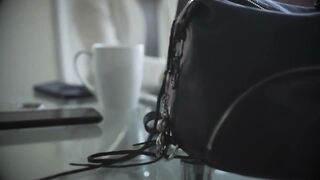 El secreto sucio de mi Hija, es Puta a domicilio Sub