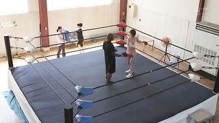 JUY-639 Mi esposa me dijo que quería ir al gimnasio para mantener su estilo.