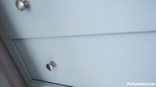 Mi hijastro me dejó embarazada - Cherie Deville