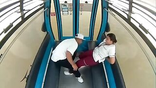 Cojiendo en el teleférico