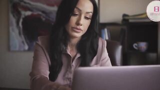 Jennifer White - Viendo porno como mi madrastra SUB ESP