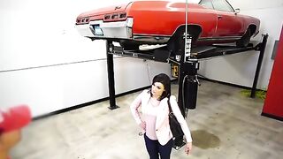 0015 Becky - Bandini Needs to Get Home to her Husband in Time for Dinner "Debo llegar a Tiempo"